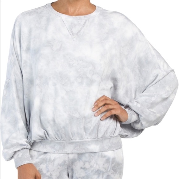 Young Fabulous & Broke Tops - Young Fabulous & Broke Juliette Tie Dye Sweatshirt